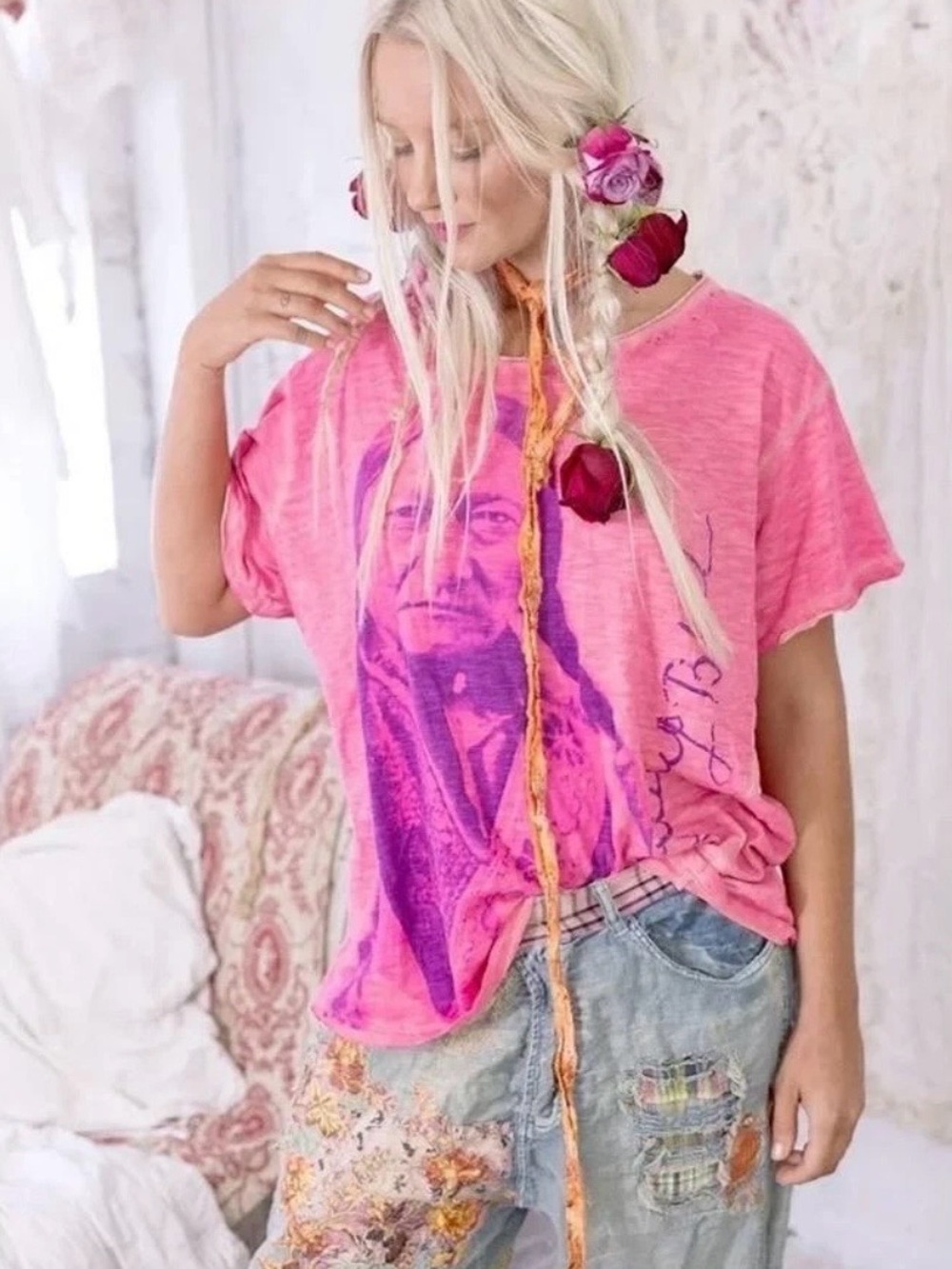 Magnolia Pearl Pink sitting Sitting Bull Graphic Tee one size